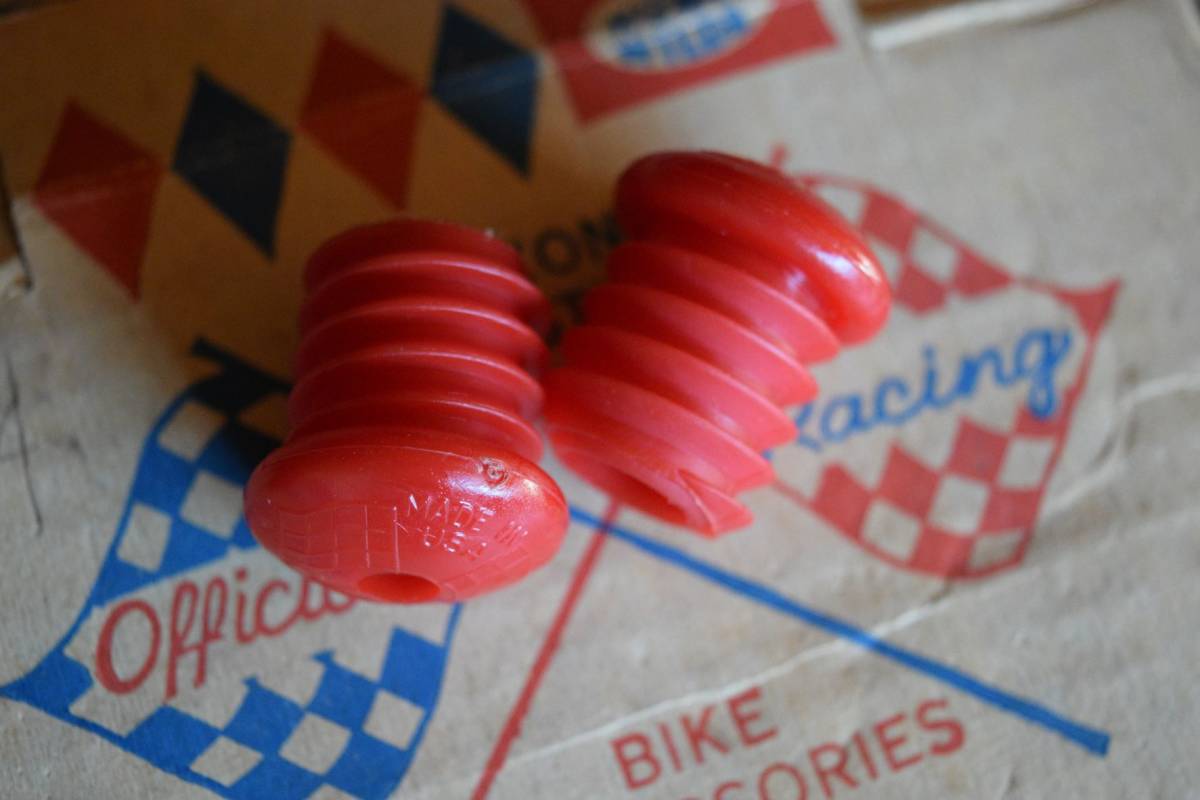 NOS hunt wilde バーエンドキャップ（１カラー１個ペア）　　ＳCHWINN ＭUSCLEBIKE