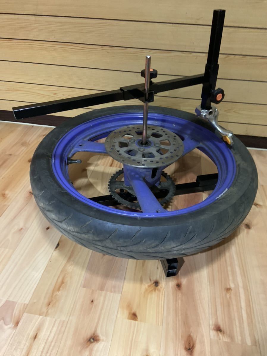 あ！ 「即決がお得」オリジナル見つけたっ！！　バイク専用のツール！！！　バイク専用のタイヤチェンジャー 　楽々交換