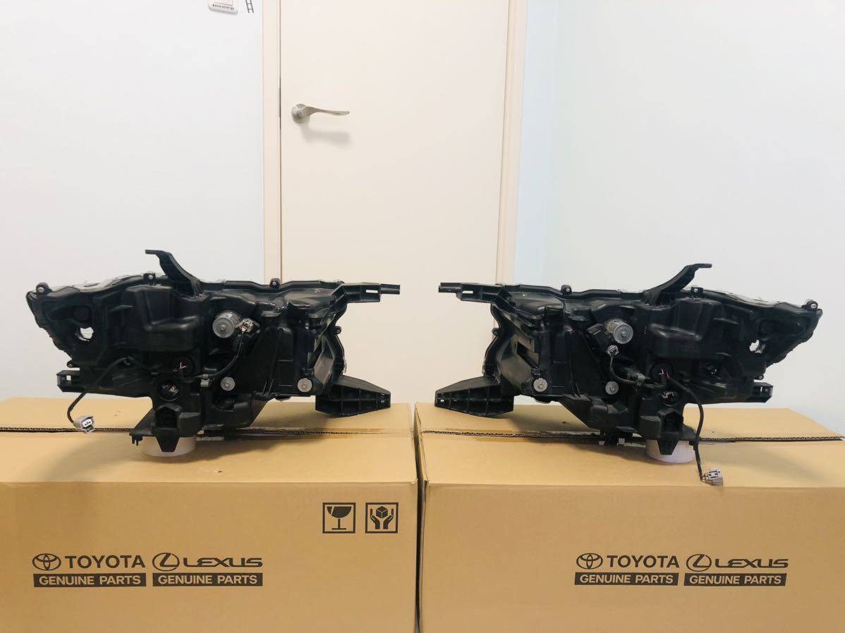 レンズ美品 ランドクルーザープラド 150系 後期 3型 トヨタ純正 LED