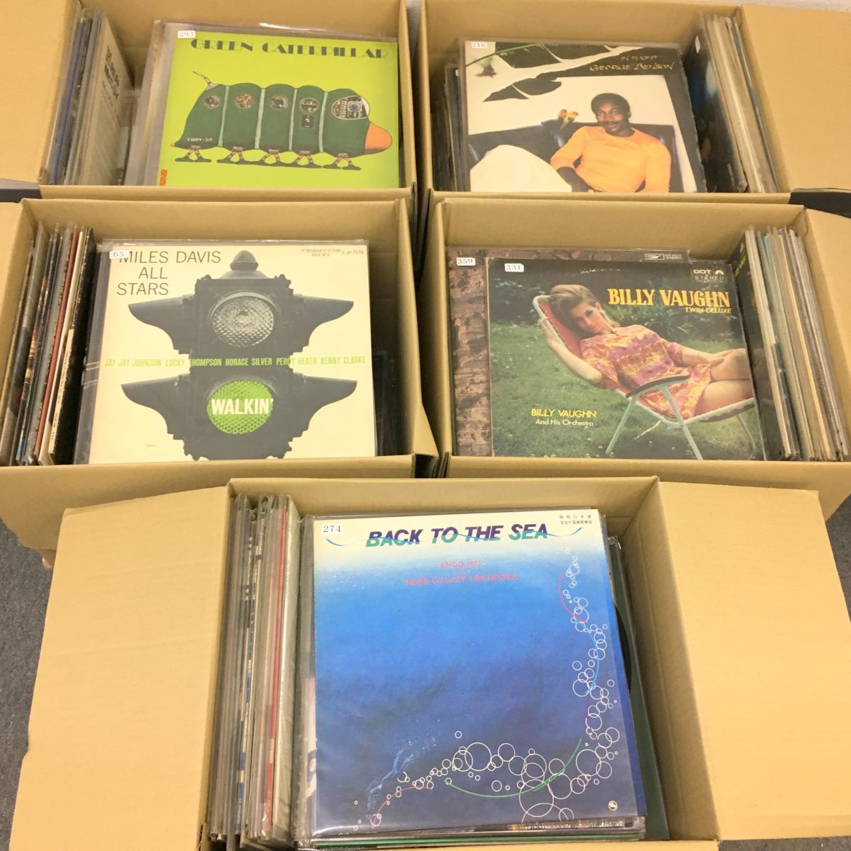 Y295-I44-397【引取推奨】 洋楽レコード まとめ売り 約400枚超 L.A.4 / ビートルズ / CARAVAN / ベンチャーズ / TANYA /TUOKER など ⑯_1