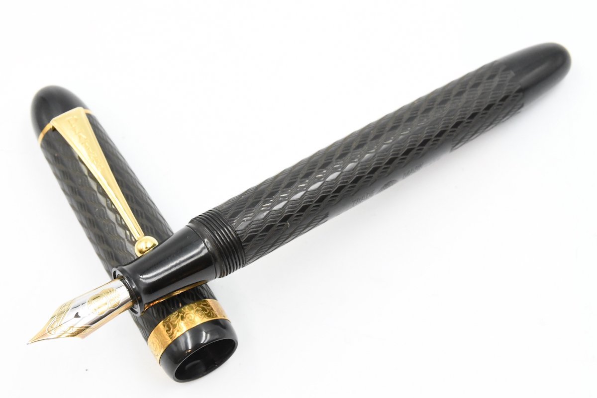 Platinum プラチナ万年筆 創業70周年記念万年筆 エボナイト チェイス柄 14K F 18Kリング
