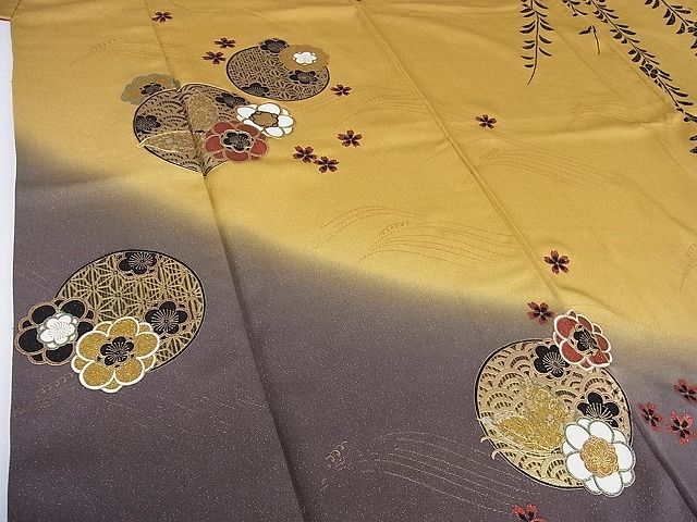 花美人□豪華振袖 枝垂れ桜 吉祥舞蝶花文 暈し染め 金彩 金通し地 逸品 