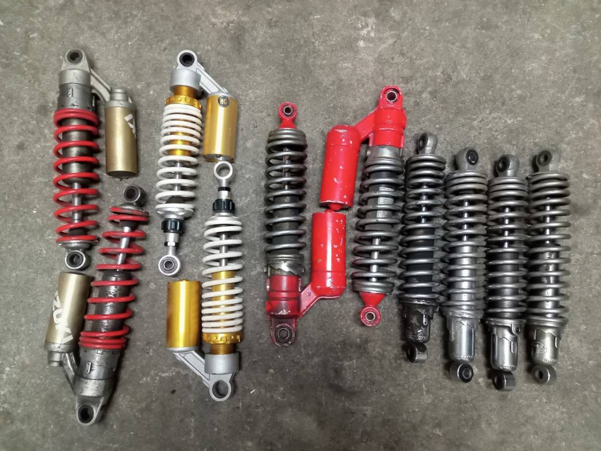 GS400 GT380 リアショック　まとめて　カヤバ？　BEETタイプ　ゼファー　ZRX　GS400　純正リアサス