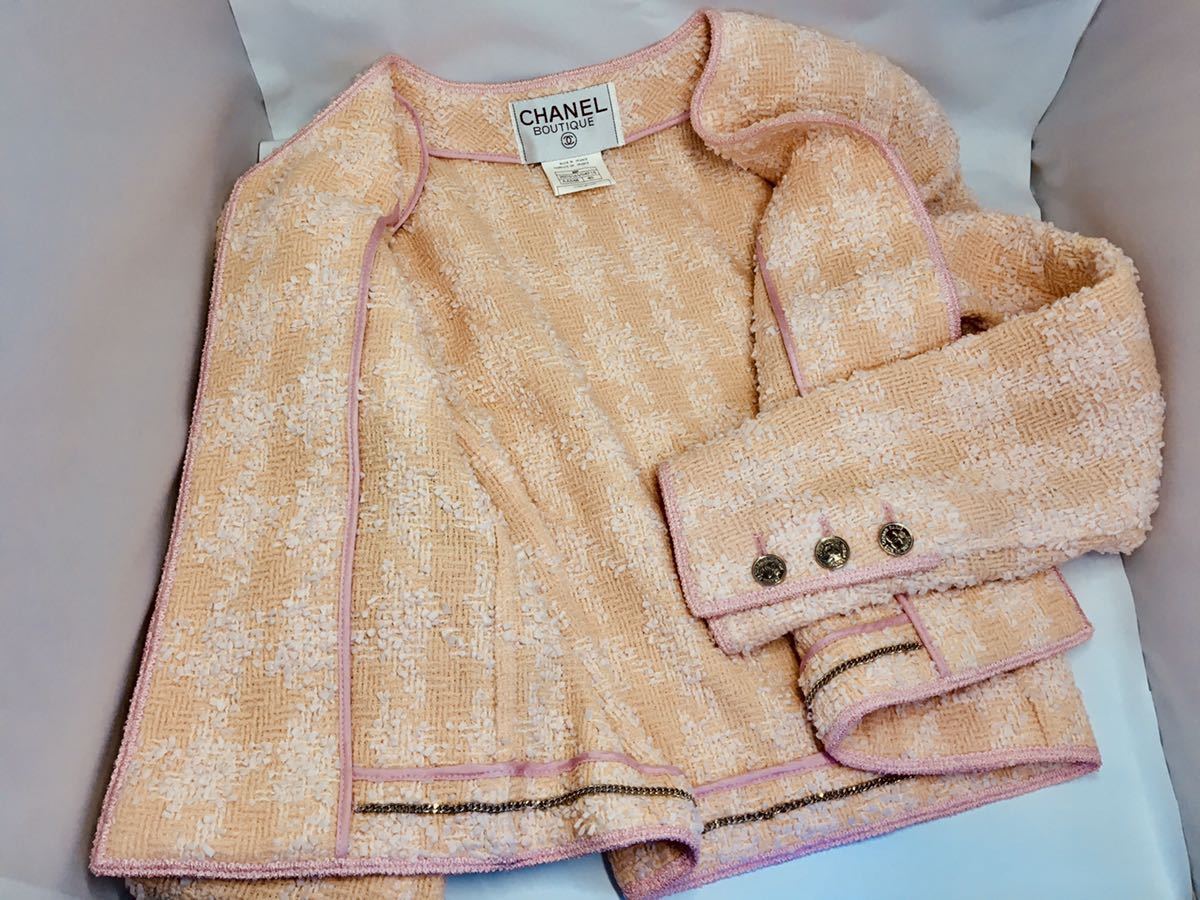 CHANEL  BOUTIQUE ヴィンテージ ツイード スーツ　ピンク　40 中古・古着通販】CHANEL (シャネル) ツイードジャケット ピンク サイズ