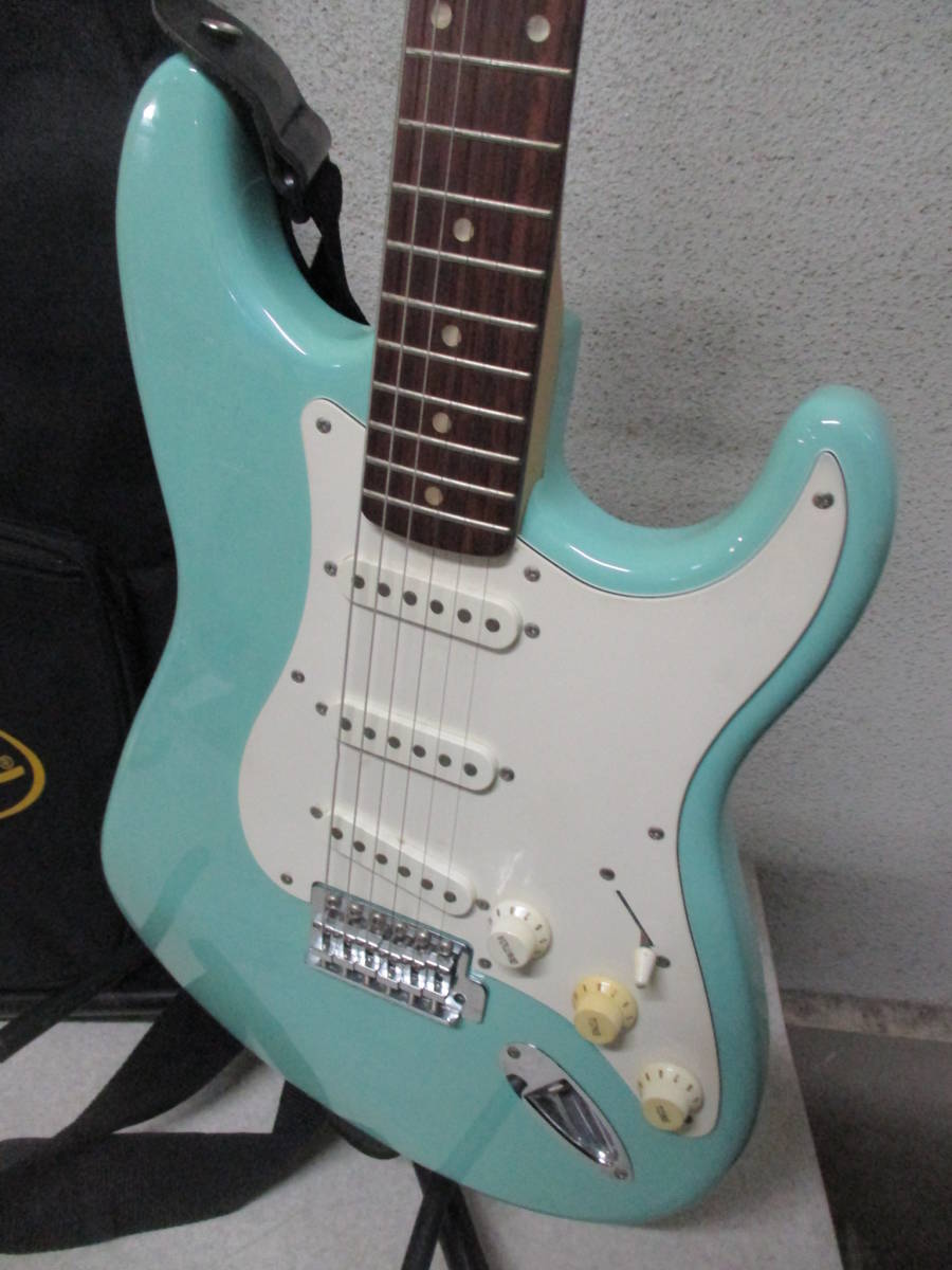 スクワイアーFenderストラトカスタム品 Squier 【公式通販】