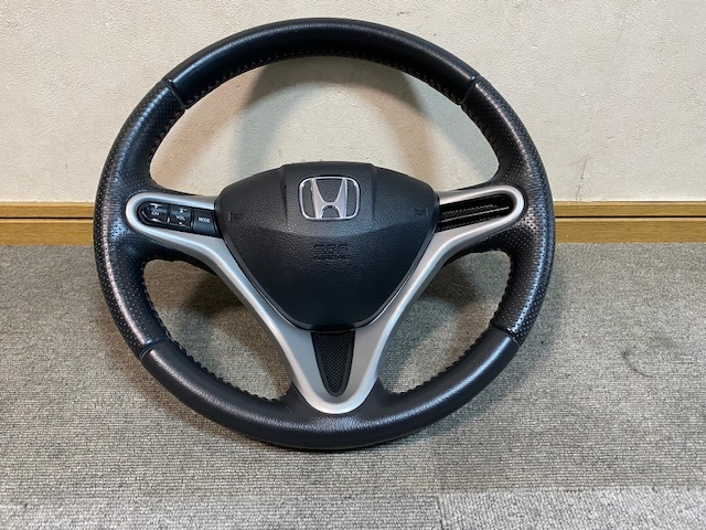 GE6 GE8 フィット RS パドルシフト 赤ステッチ パンチング レザー ハンドル ステアリング