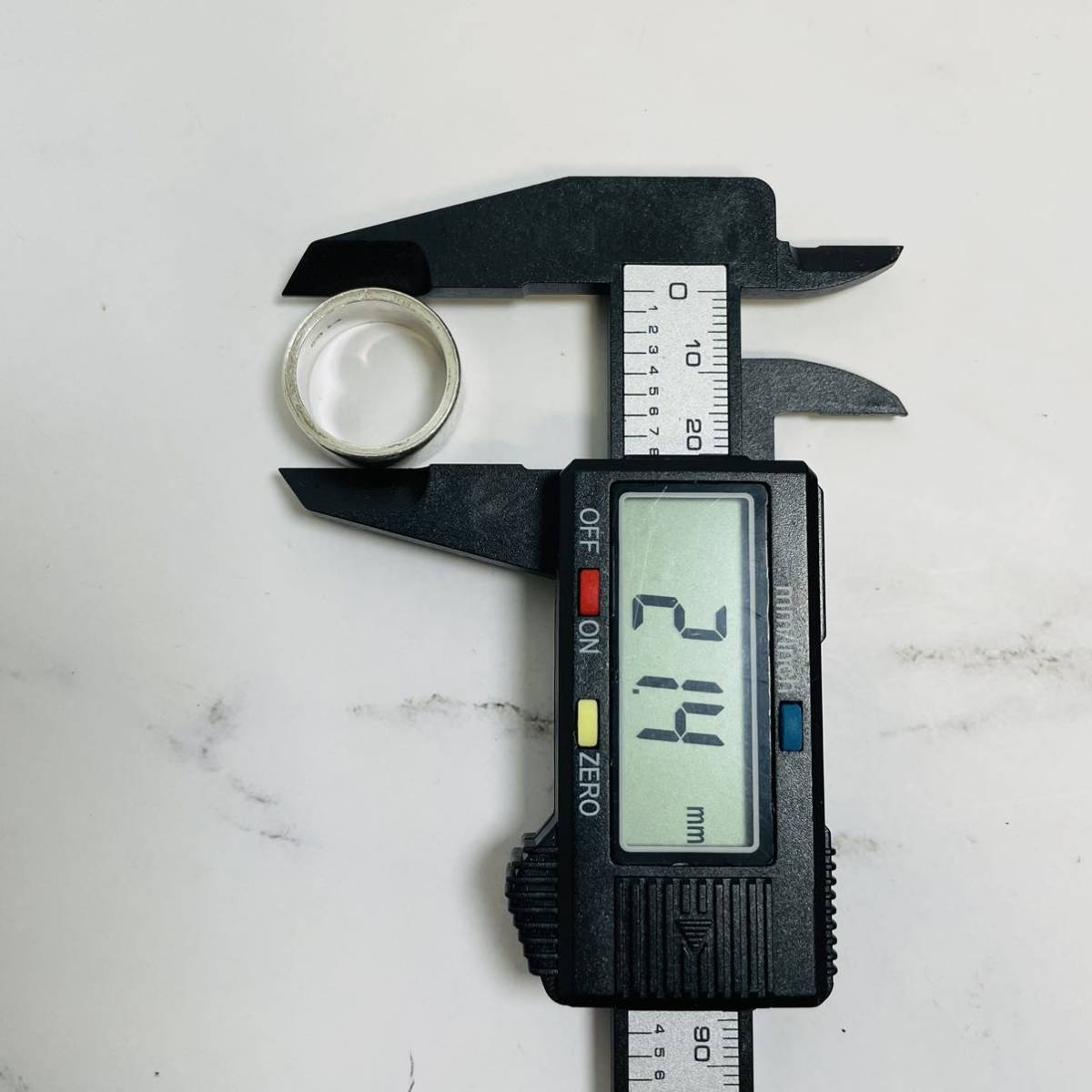 グッチ GUCCI ロゴ シルバー リング 指輪 Ag925 SV925 イタリア製 平打ちリング ユニセックス 男女兼用 メンズ 約15号相当 9g 良品匿名配送_7