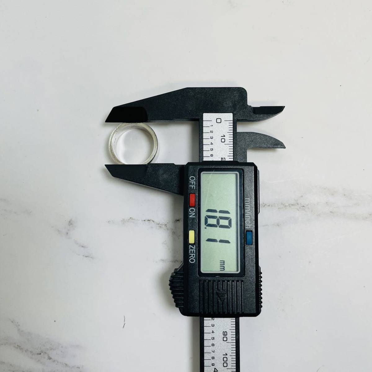 グッチ GUCCI ロゴ シルバー リング 指輪 Ag925 SV925 イタリア製 平打ちリング ユニセックス 男女兼用 メンズ 約15号相当 9g 良品匿名配送_8