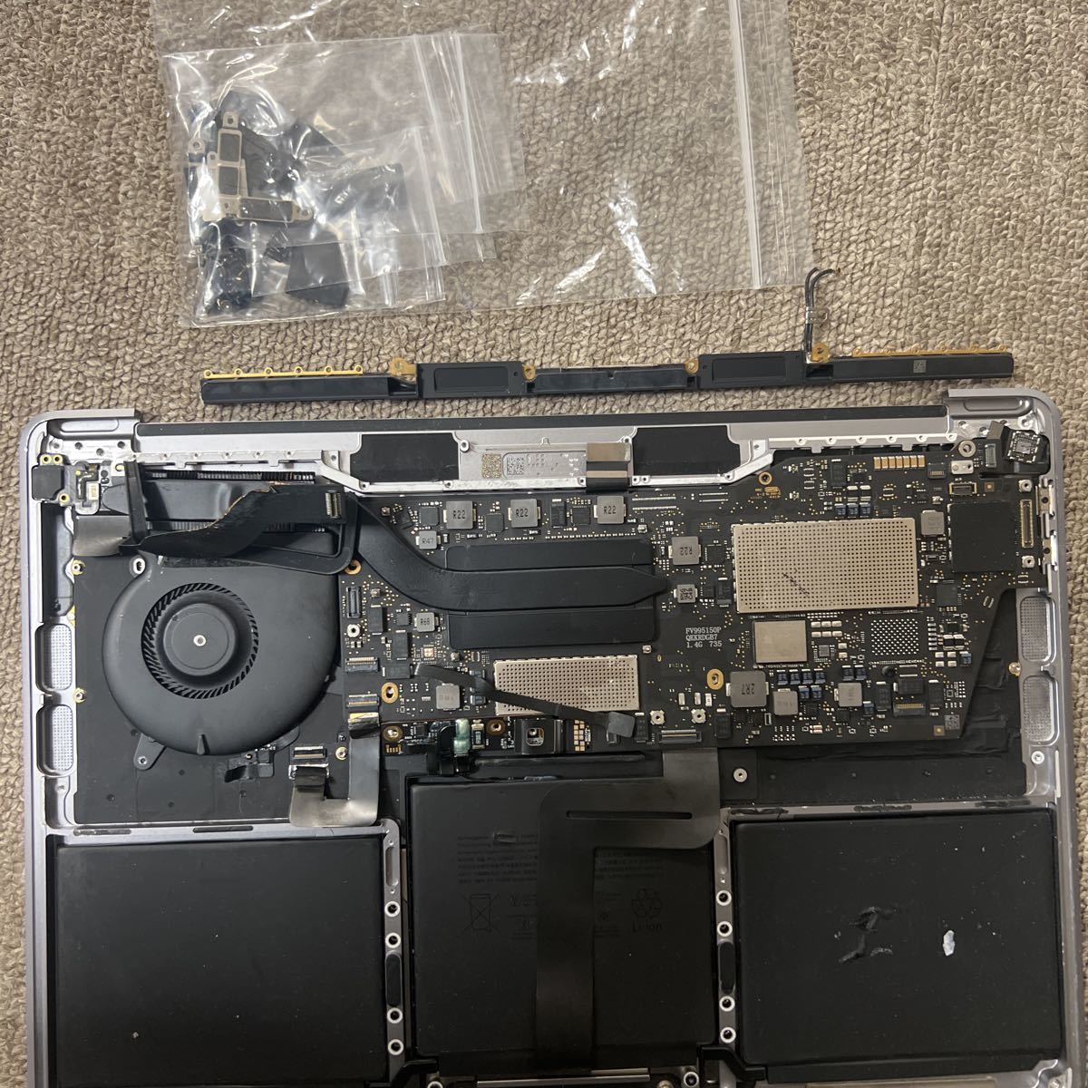 ☆Apple MacBook Pro (13インチ， 2019， Thunderbolt 3ポート x 2)の 