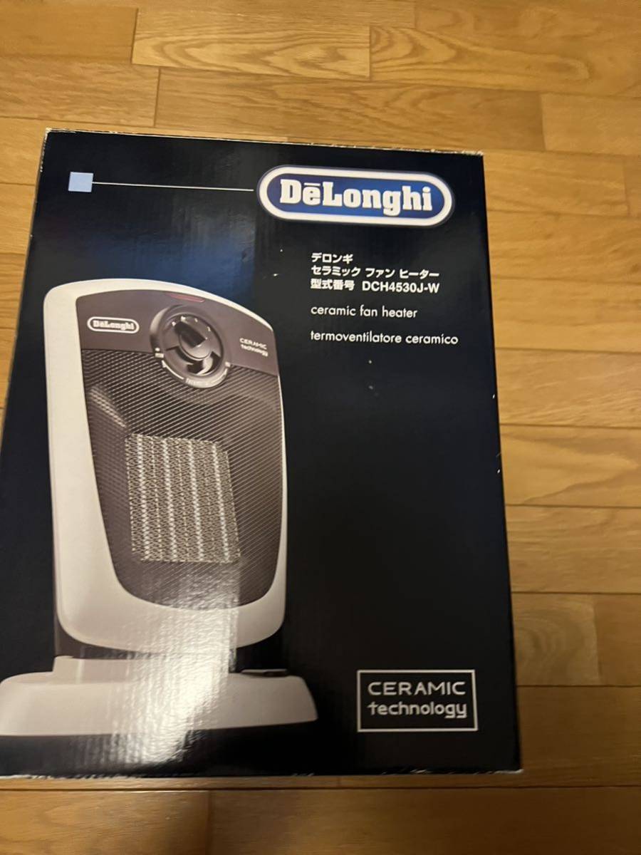 美品 デロンギ セラミック・ファンヒーター DCH4530J-W 暖房 送風機能 首振り