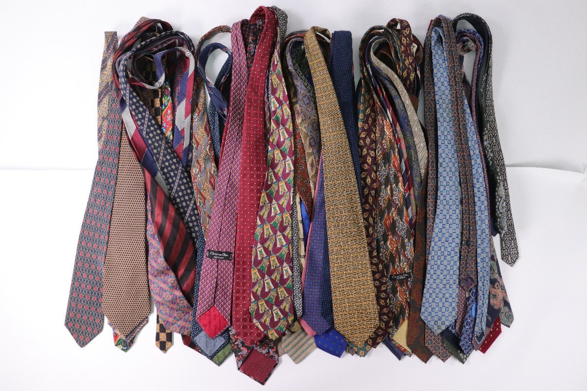 【54点】Christian Dior クリスチャンディオール 柄物 装飾小物 メンズ ファッション ブランドネクタイ 大量まとめ売り 0135-A