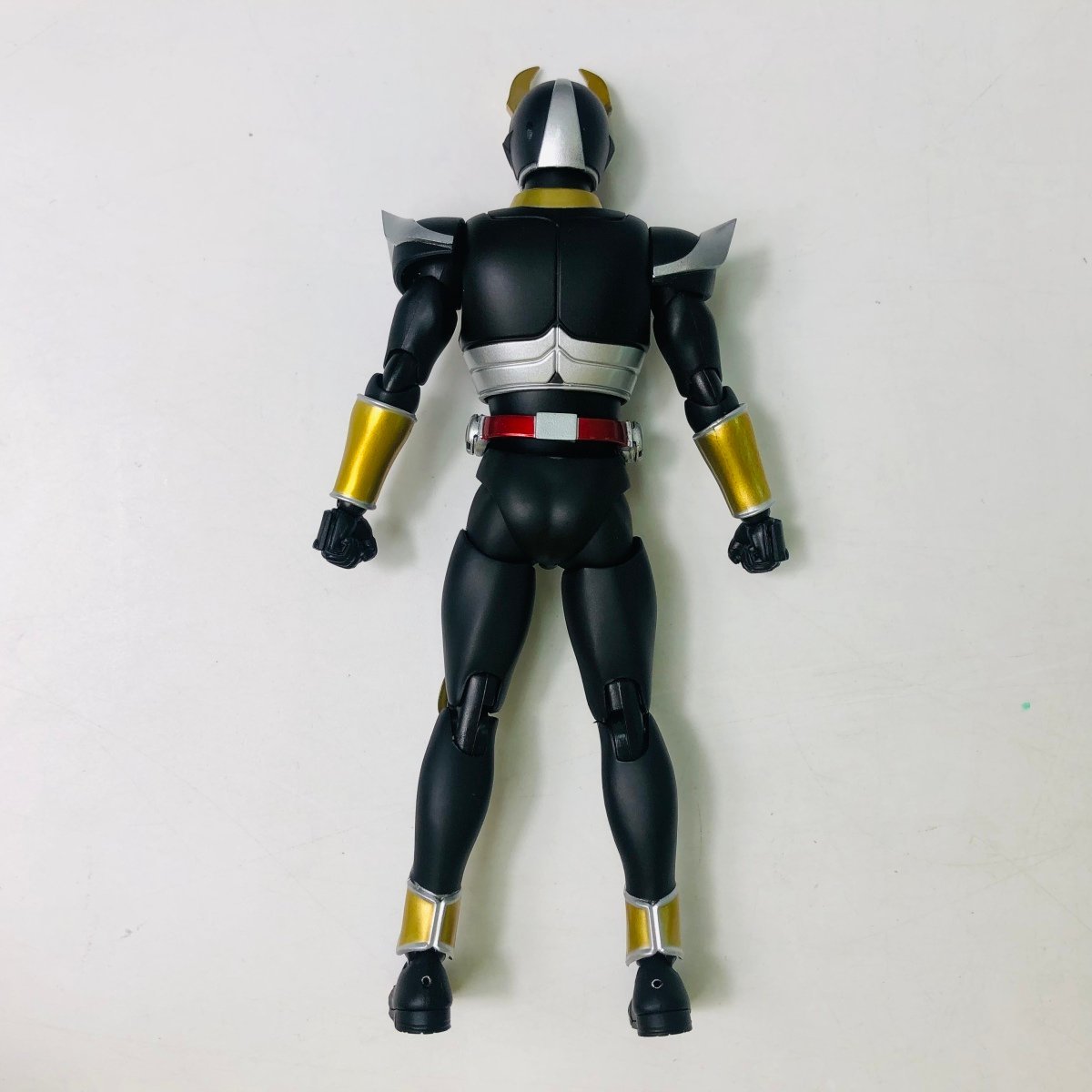 中古品 S.H.Figuarts 真骨彫製法 仮面ライダーアギト グランドフォーム