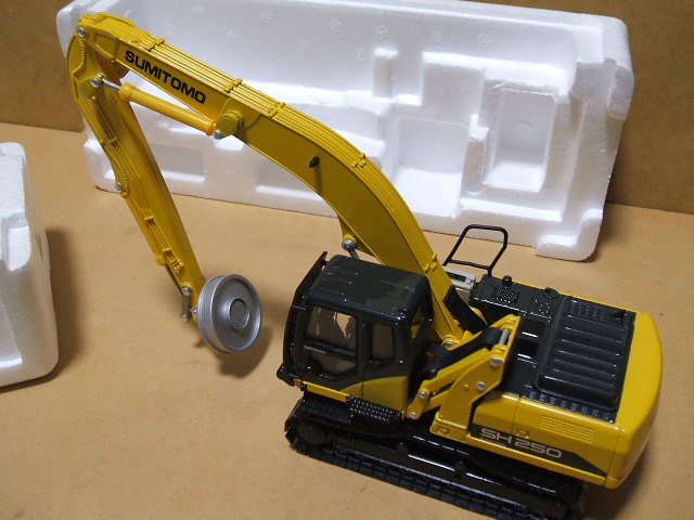 1/40 SUMITOMO SH250-6MH マテリアルハンドリング仕様 マテリアル