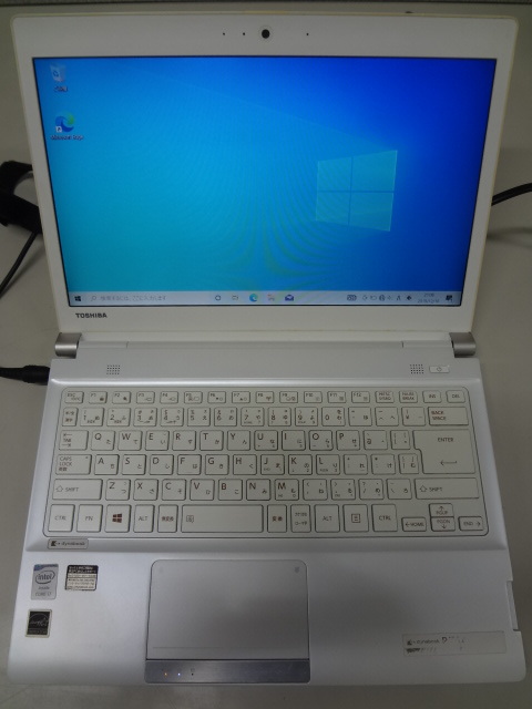 ノートPC 東芝 dynabook R734/37KW i7-4700MQ SSD