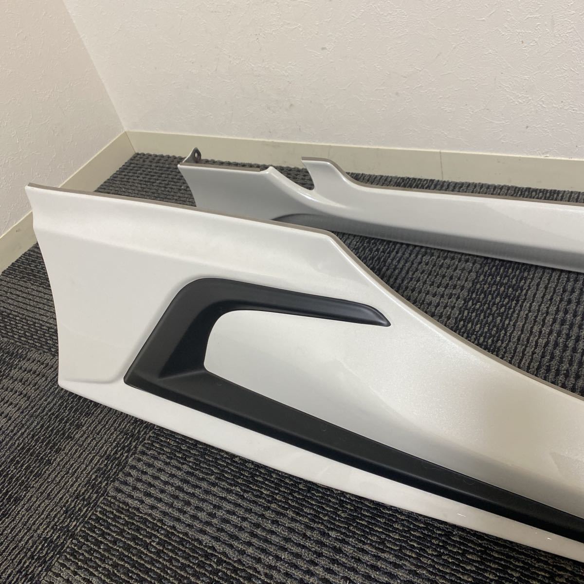 中古 トヨタ ZN8 GR86 純正オプション TRD GR サイドスカート