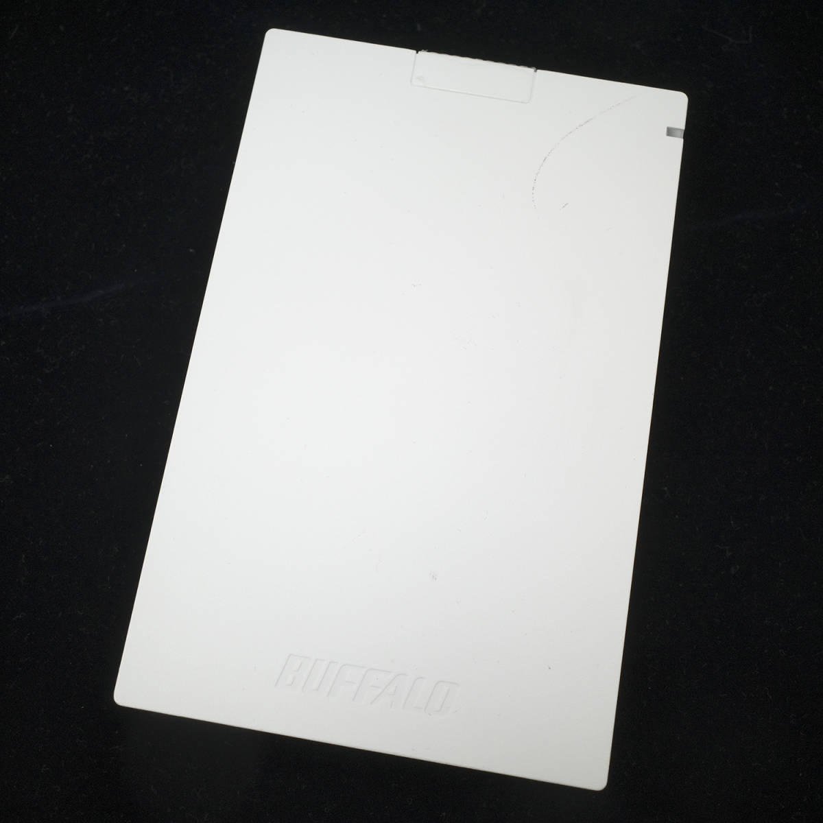 refle【通電OK】 BUFFALO　ポータブル ハードディスク HD-PCG2.0U3-GWAマウント確認OK　本体のみ コードなし 使用済み［①］