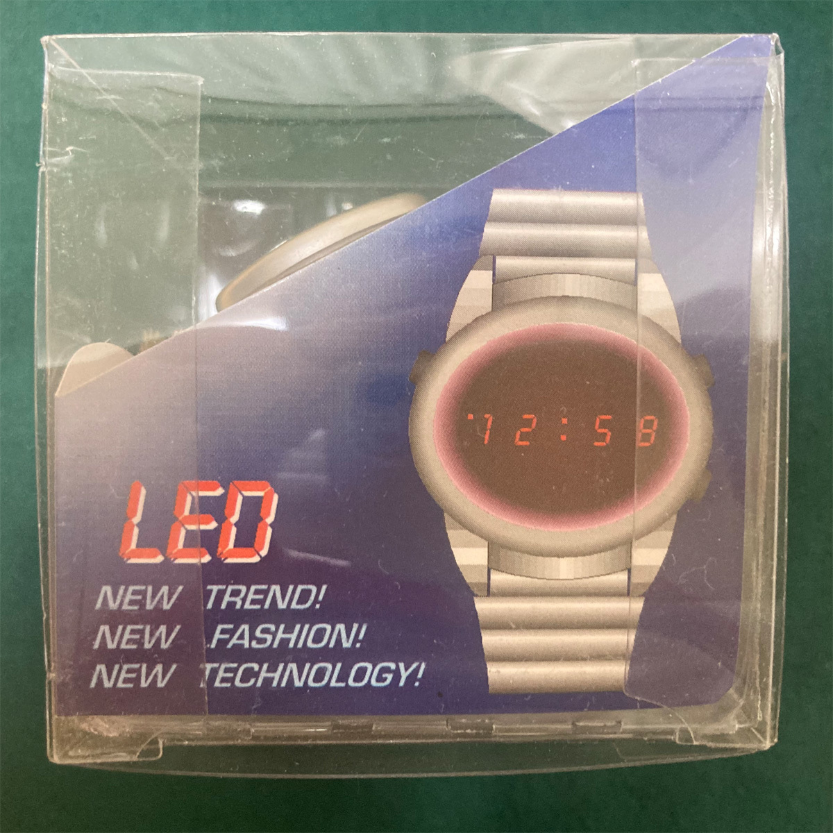 値下げ◇デッドストック◇BELAMI ベラミ◇LEDデジタル腕時計◇電池交換 