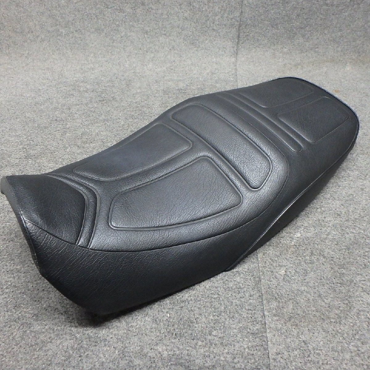 GSX1400 スズキ 純正 シート - GSX1400純正シート | メルカリ 部品 