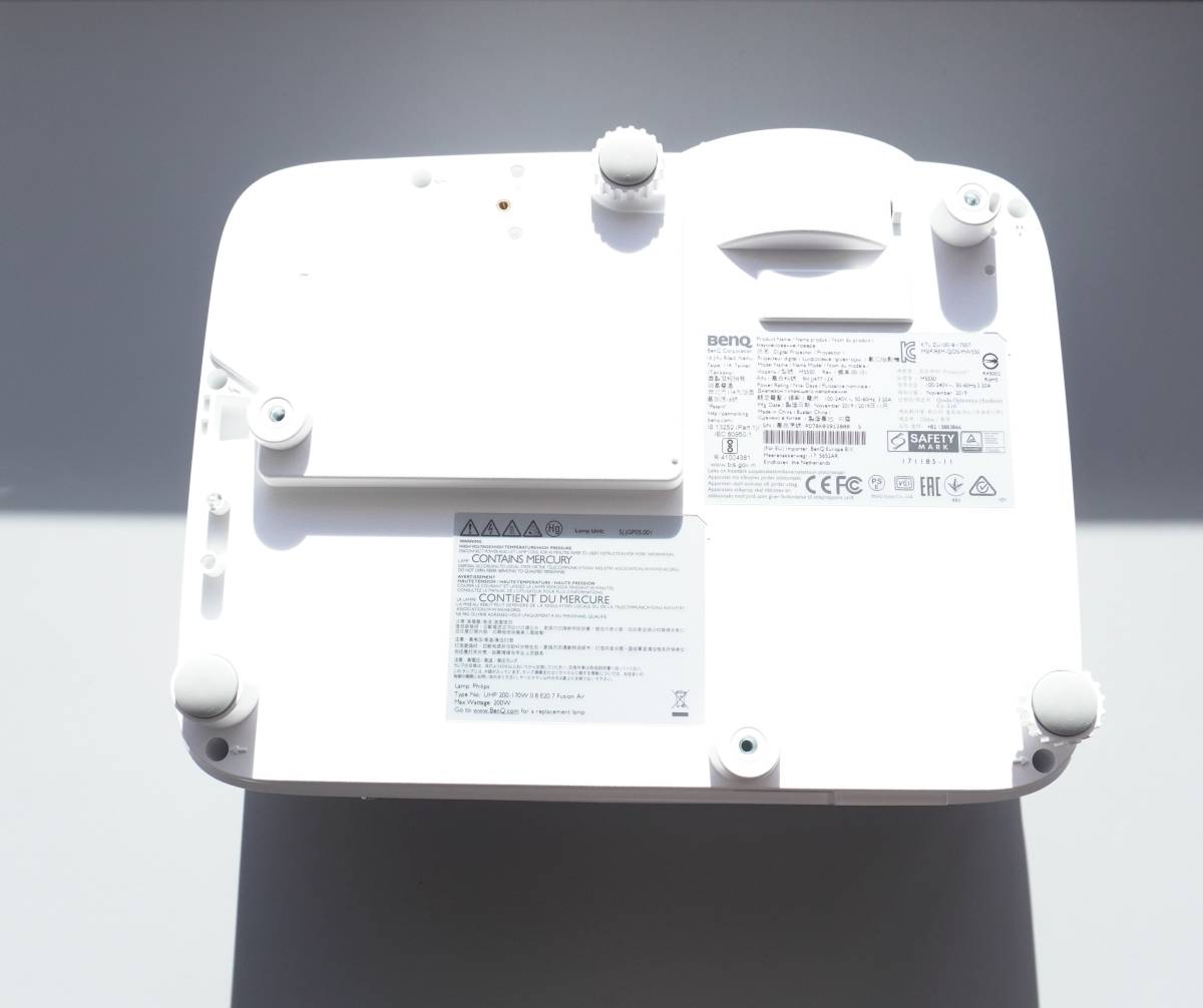 ③BenQ MW550 DLPプロジェクター 3600lm ランプ使用時間：139H MW550