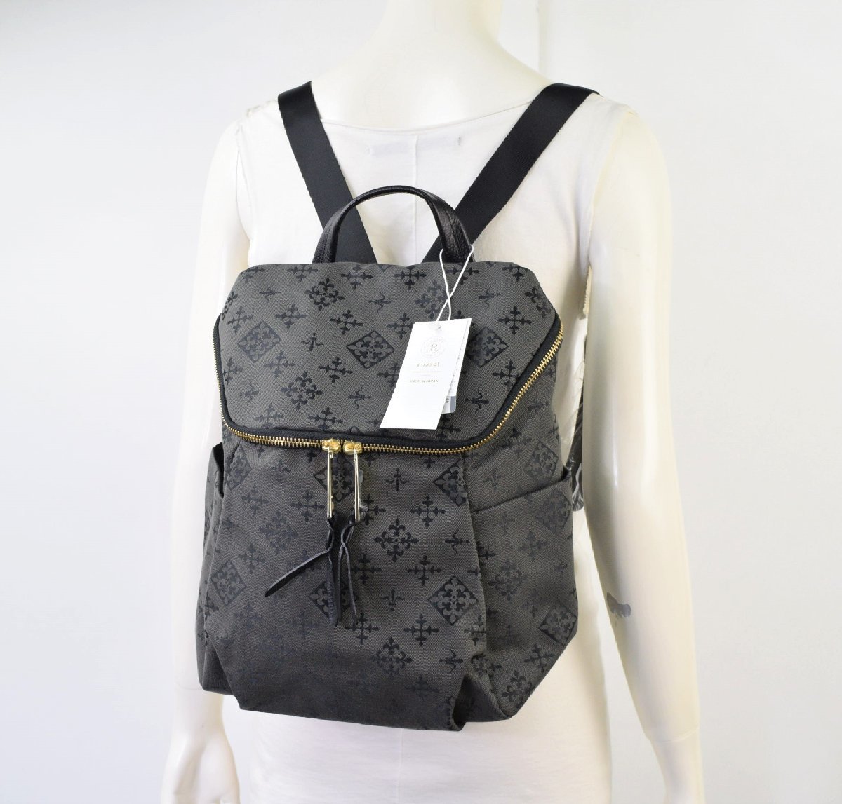 2559-23A0315☆ラシット russet☆新品 24200円 美品 リュックサック 