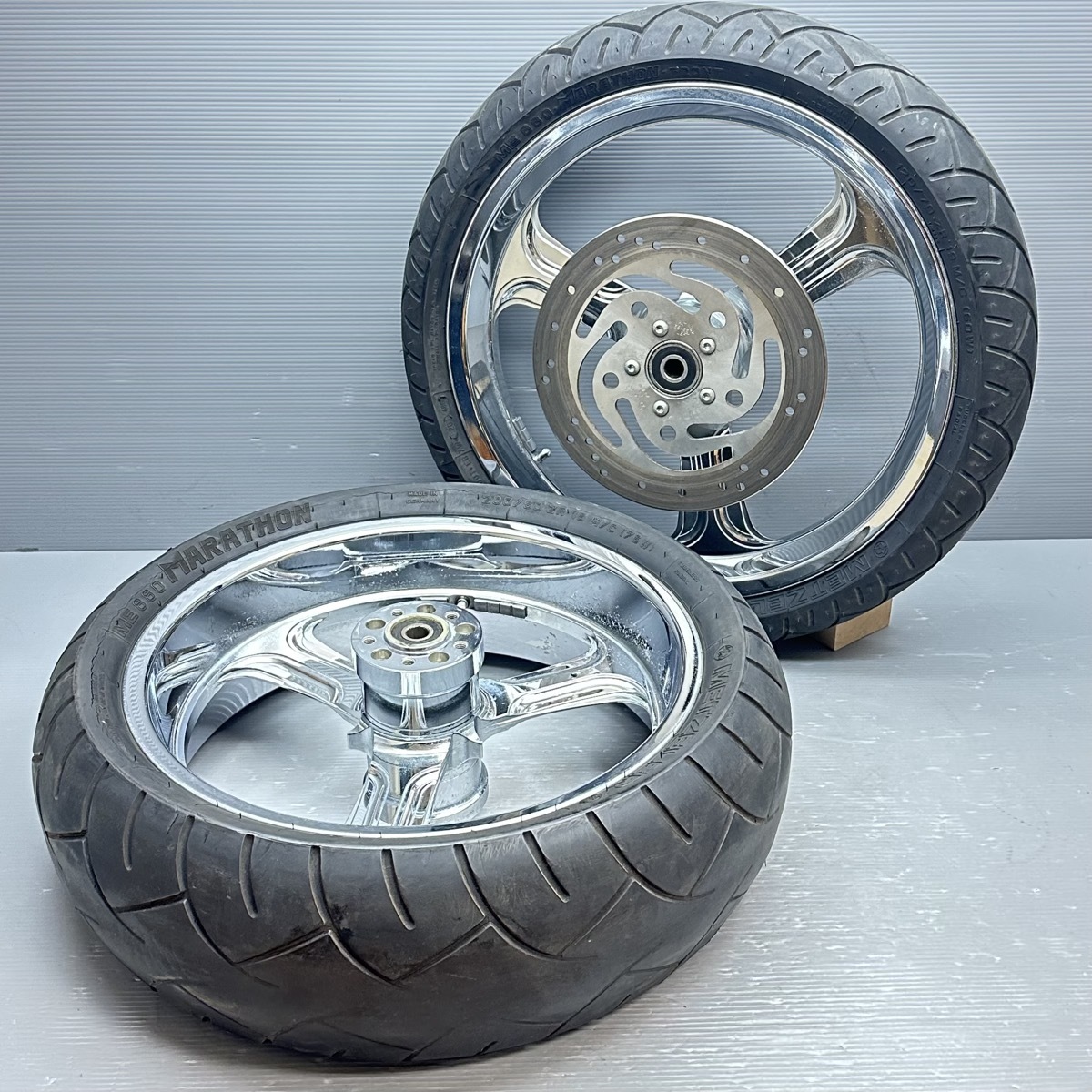 SUZUKIキャストホイール　車種不明gs400 gsx250e SUZUKIキャストホイール 車種不明gs400 gsx250e 【公式通販】 ハーレー
