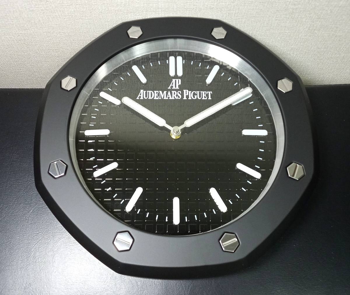 100円～　オーデマピゲ　掛け時計　PVD塗装　黒　未使用品　最落なし売り切り