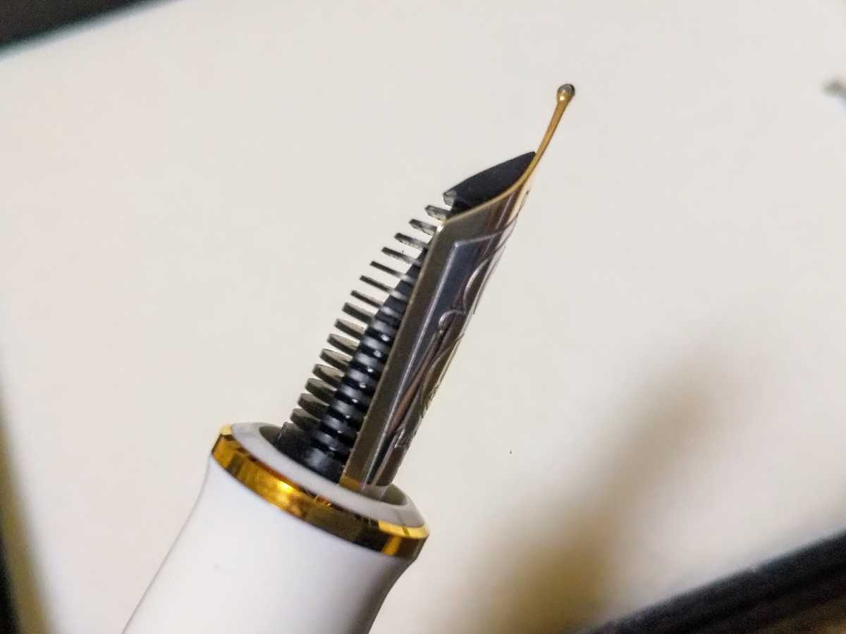 限定品 Pelikan ペリカン スーベレーン 万年筆 M600 14k F細字 