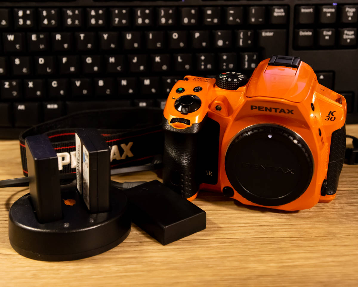 中古 完動品】 PENTAX K-30 クリスタルオレンジ K-30 PENTAX ボディ 