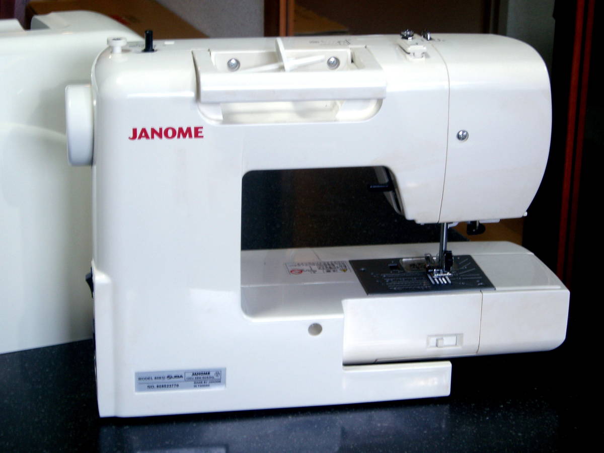▽ JANOME ジャノメ ミシン JN810 美品（超美品！ジャノメ JN810 