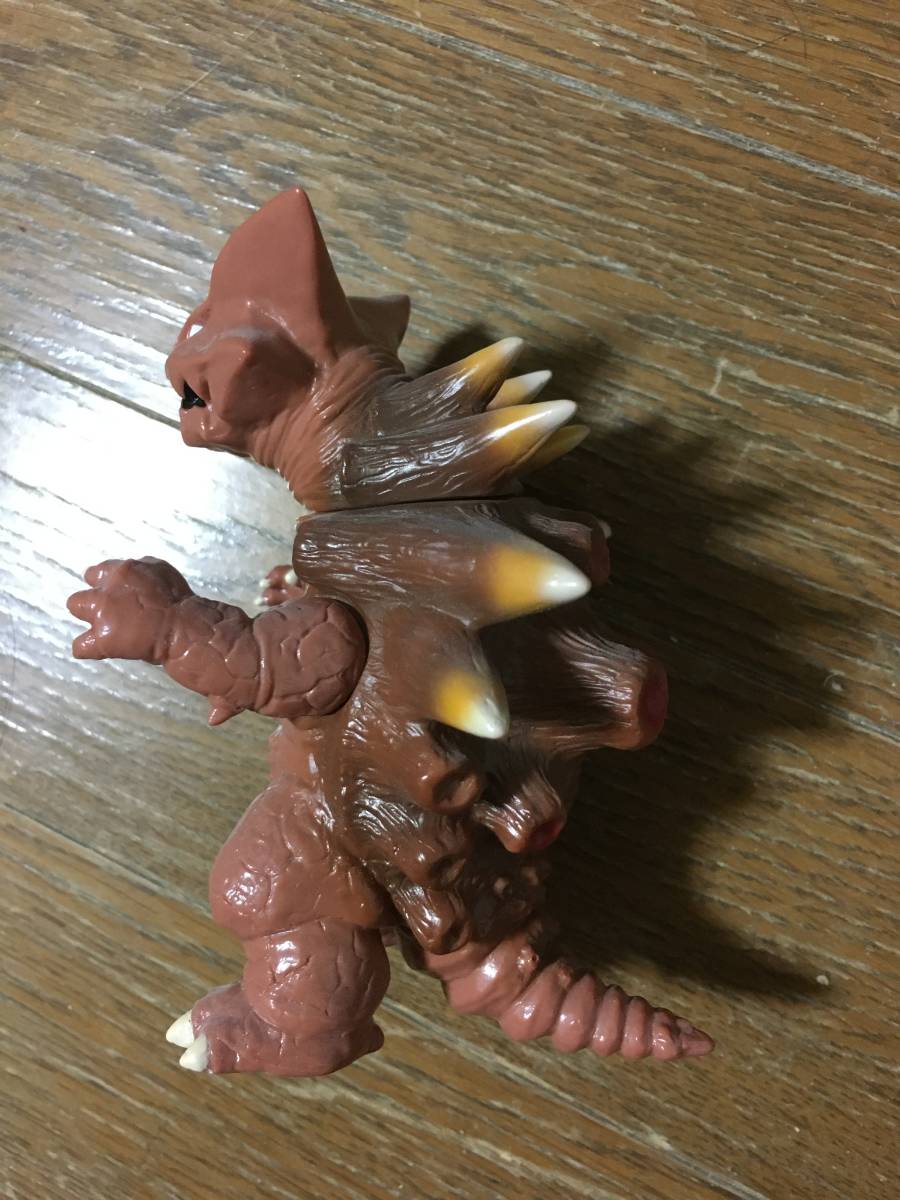 MAXTOY アカネくんの怪獣工房　毒煙怪獣ベノラ　通常カラー　ソフビ　電光超人 毒煙怪獣ベノラ グリッドマン ソフビ SSSS.GRIDMAN マックストイ