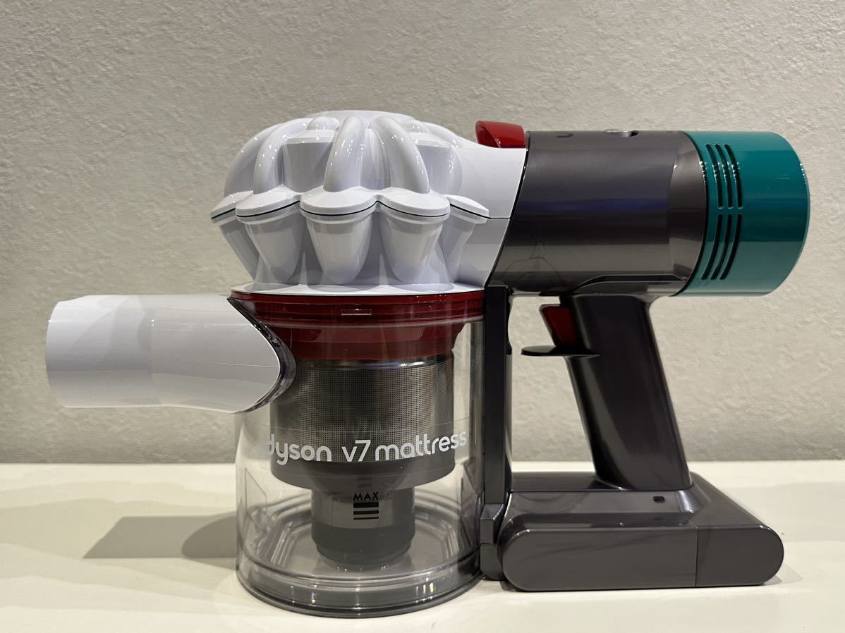 ダイソン 再出品【超美品】dyson V7mattress ダイソンHH11 コードレス