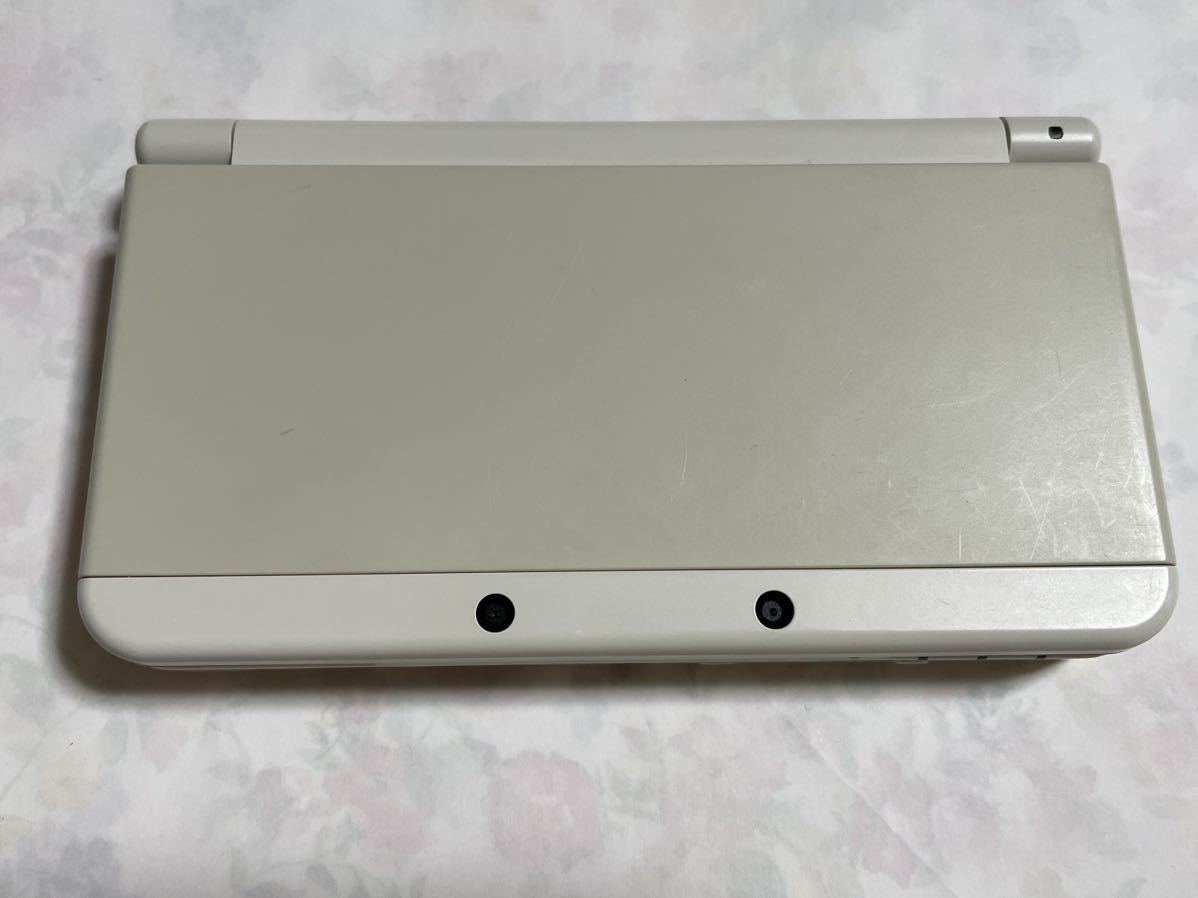 【最新作，得価】 Newニンテンドー3DS ホワイト 少し難有(ニンテンドー3DS本体)｜売買されたオークション情報、yahooの商品情報をアーカイブ公開 - オークファン ニンテンドー3DS本体