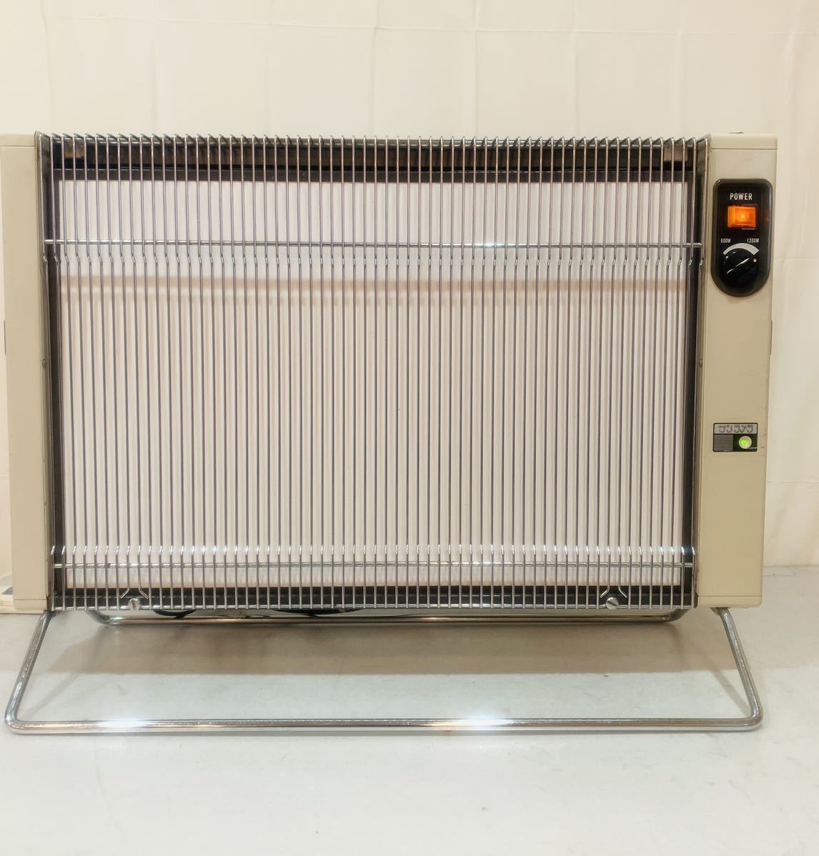 美品 遠赤外線暖房器サンルミエ E800L-TM2 モカブラウン タイマー付