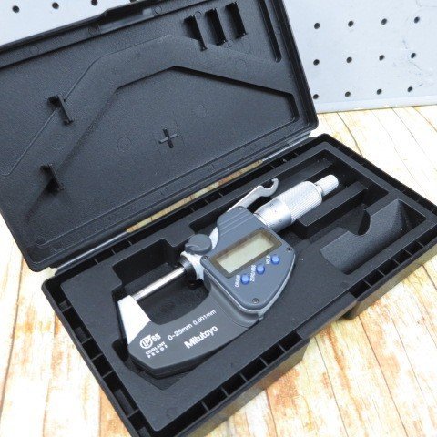 【美品】ミツトヨ クーラントプルーフ　マイクロメーター MDC-25MJ（293-230）アクトツール川崎店