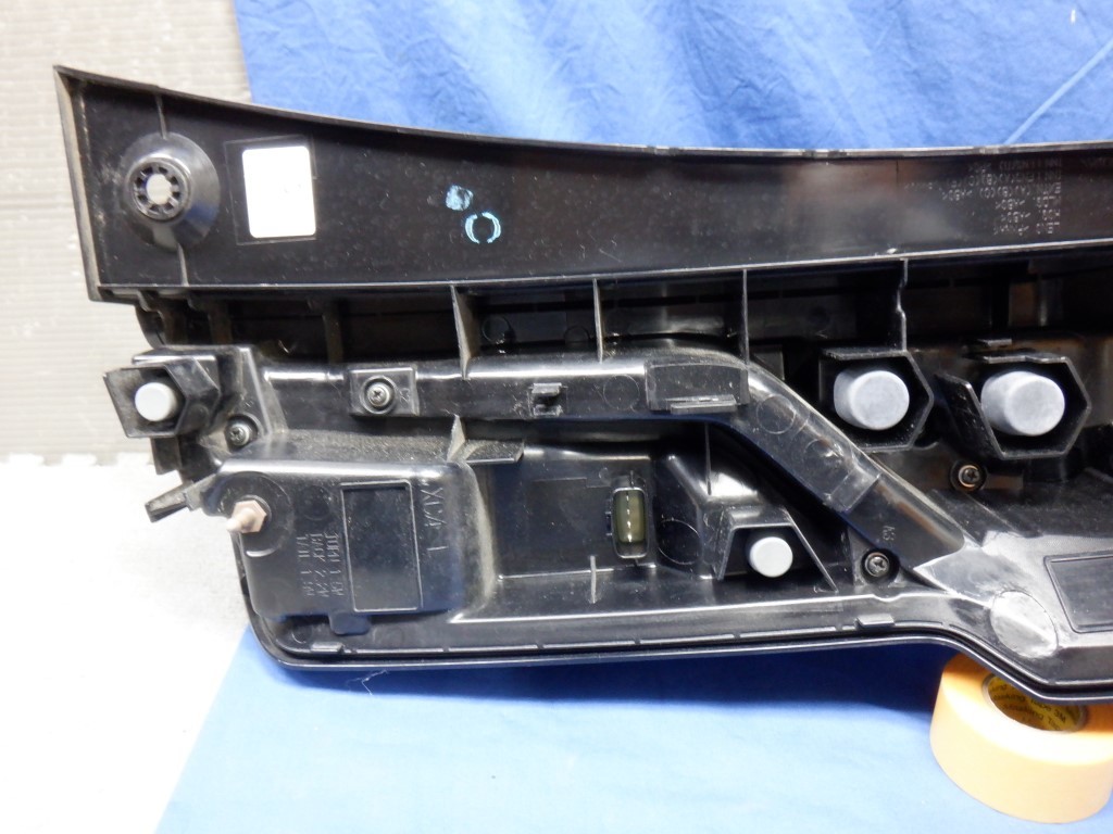ホンダ☆N-BOX カスタムJF3-JF4左LEDテールランプ純正中古品ICHIKOH D186