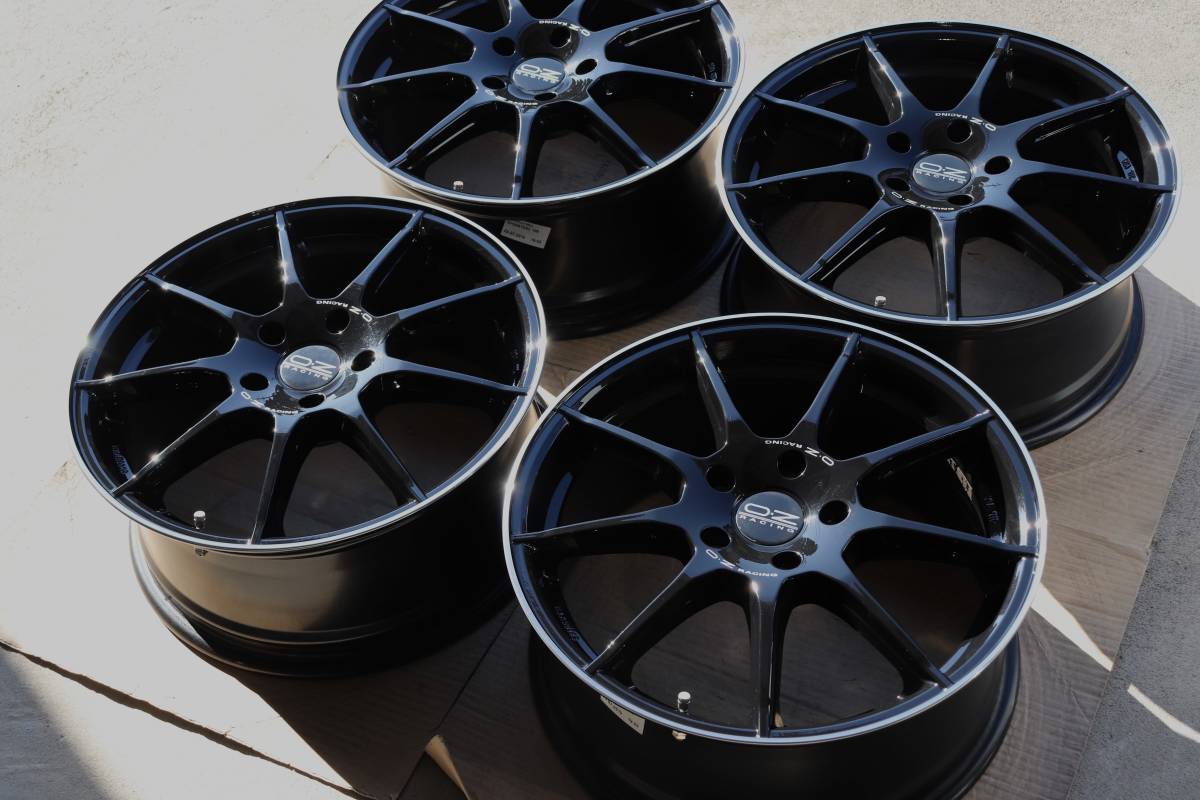 4本セット OZ レーシング VELOCE GT ヴェローチェ (検索用 アウディ S3 ベンツ B VW ゴルフ 7 8 BMW MINI ミニ F 54 55 56 57 60 1 X1)