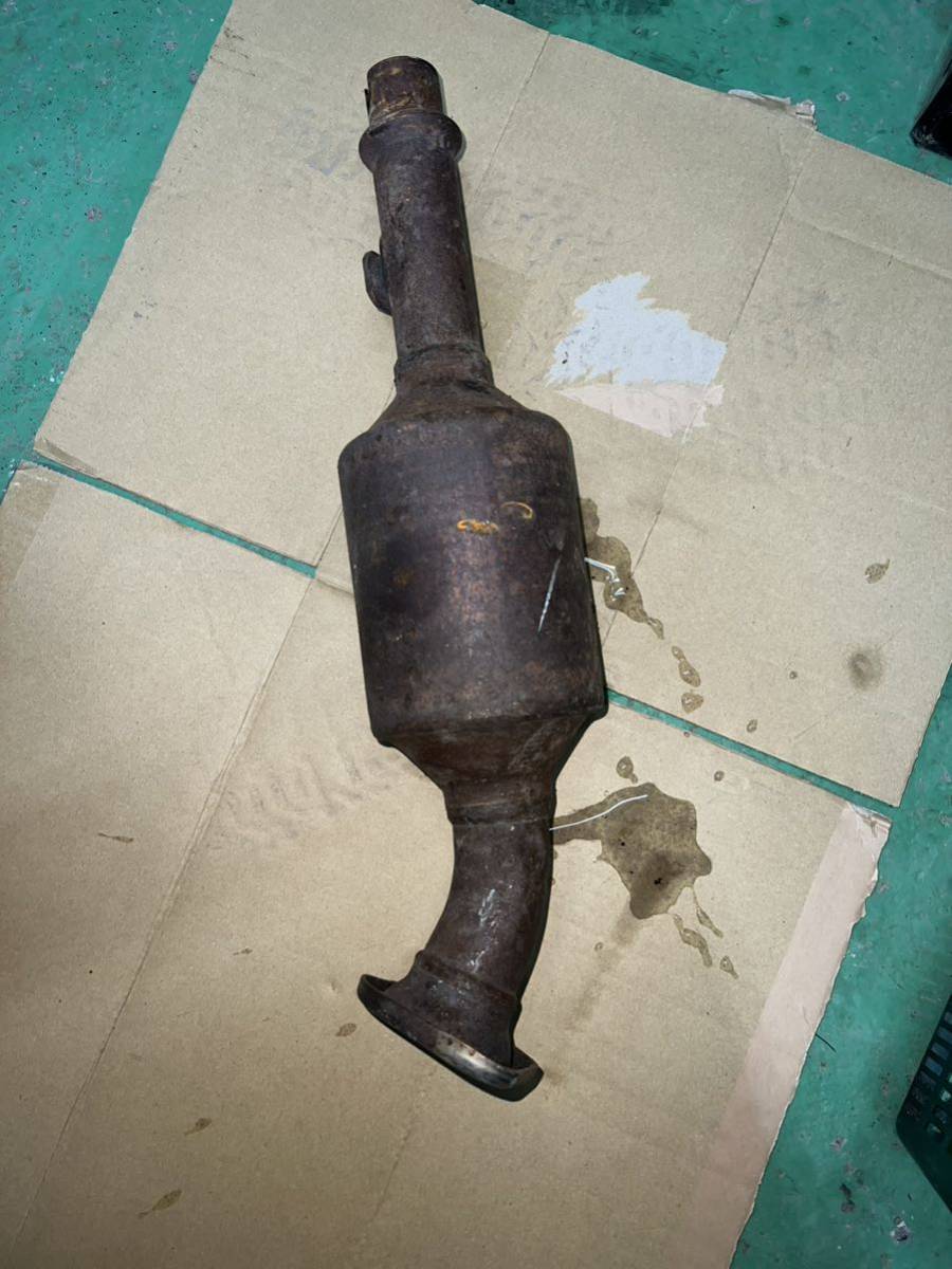 エブリー？ズズキ？触媒