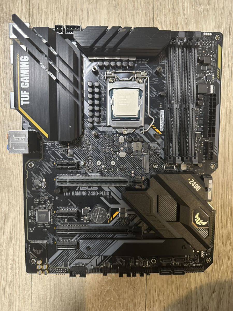 Core i7-10700K Z490-A DDR4 32GB 簡易水冷付 Core i7-10700K Z490-A DDR4 32GB 簡易水冷付 Core-i7 10700K + Z490 +