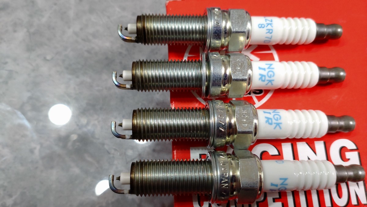 NGK レーシングプラグ R2556G-8 4本 イリジウムプラグ ロングリーチ