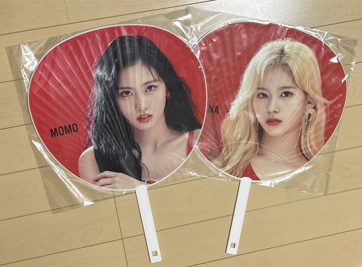 TWICEサナうちわ TWICEナヨンうちわ twice グッズ コンビニ 後払いの 