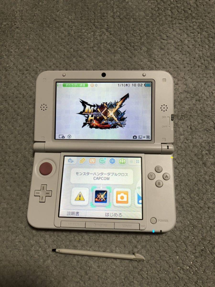 ☆任天堂 Nintendo 3DS LL☆ホワイト＆ピンク☆ピンクボタン☆本体のみ  