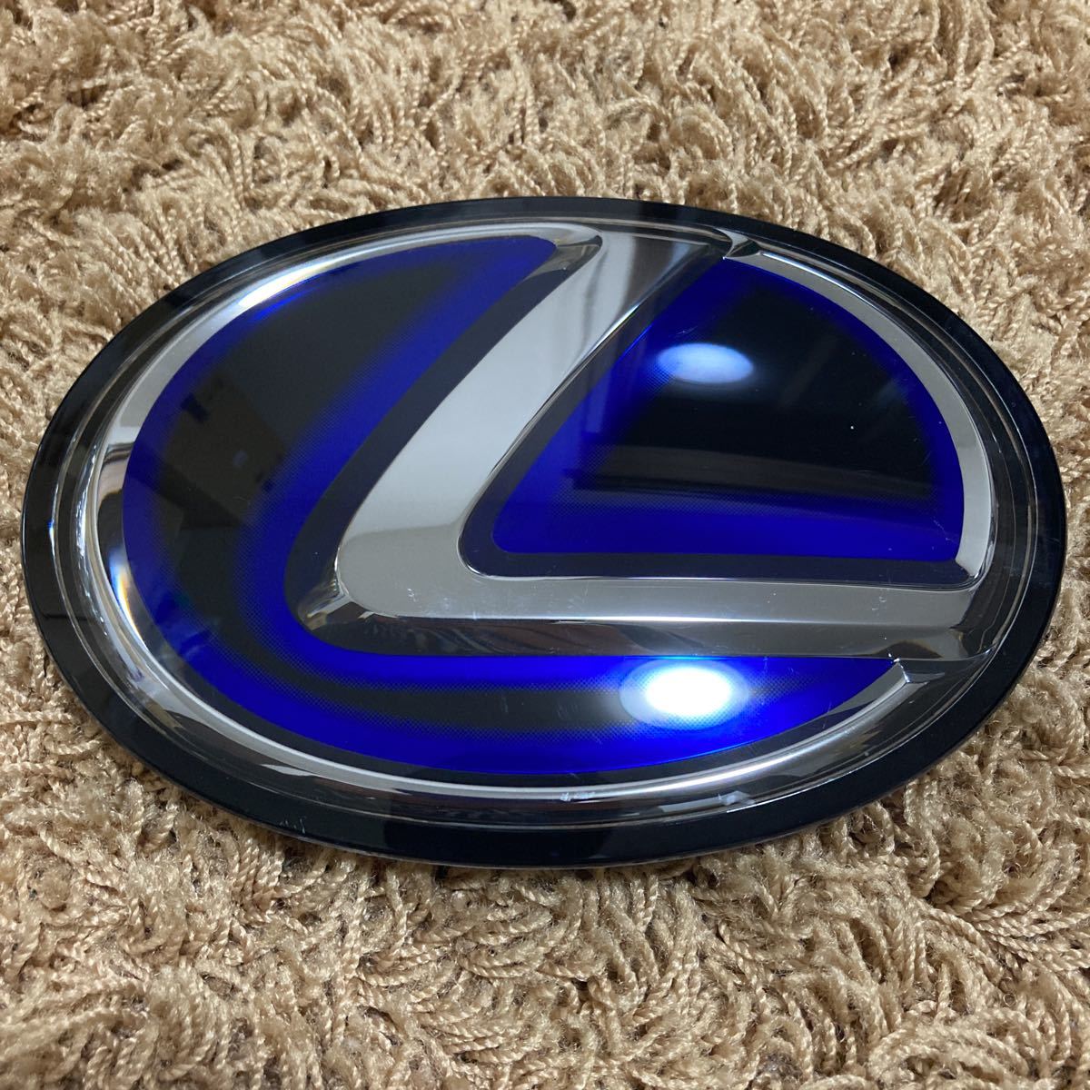 ヒートブルー レクサス エンブレム フロント 純正品 LEXUS 53141-48100 