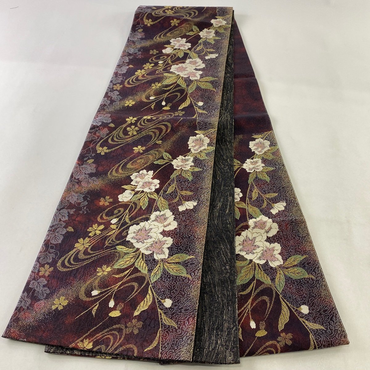 袋帯 六通 正絹 美品 箔 秀品 金糸 草花 流水 名品 中古 刺繍 紫
