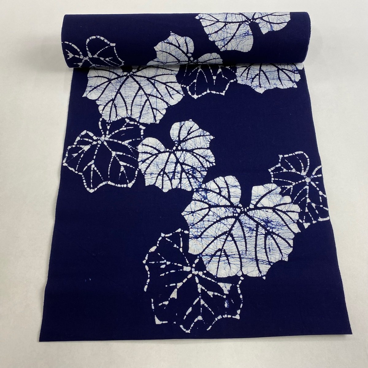 反物 優品 浴衣 葉 濃紺 綿 【中古】