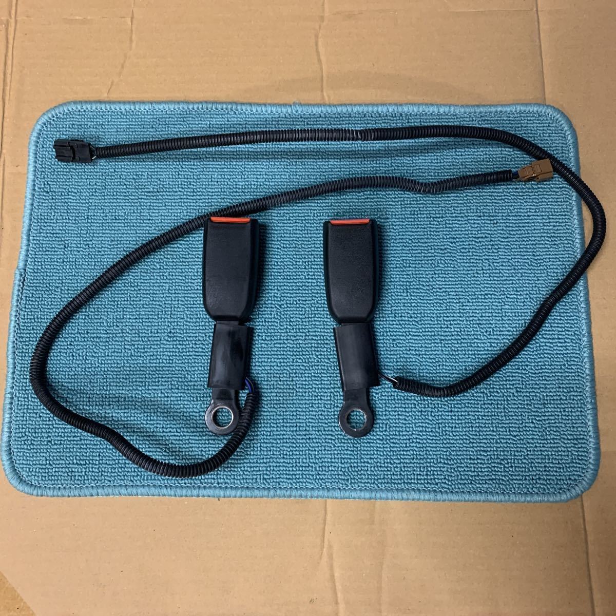 【美品、希少、動作確認済、当日発送】s13 180sx 後期　運転席 助手席 シートベルト バックル 左 右 セット　日産 純正 23MA3-11