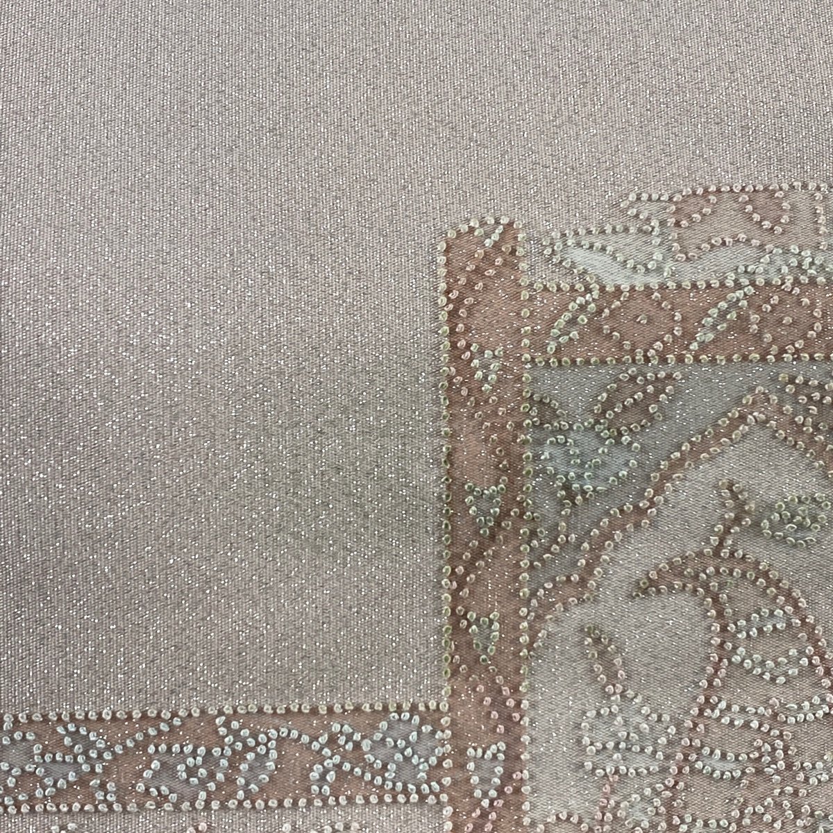 袋帯 秀品 ペーズリー 草花 相良刺繍 箔 薄ピンク お太鼓柄 正絹 薄いピンクの刺繍入り袋帯