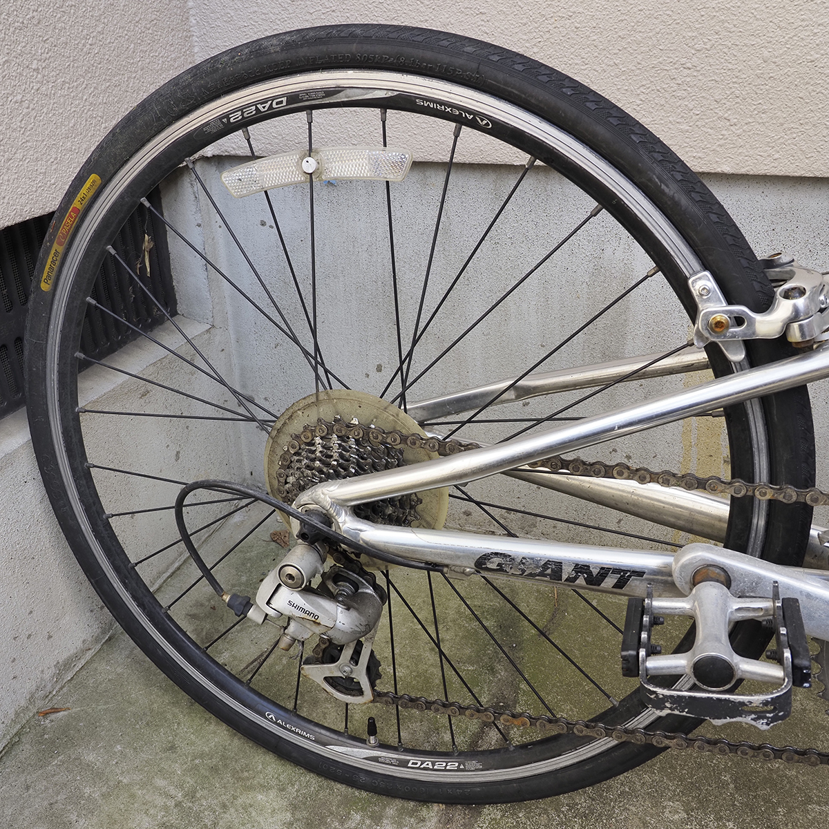 引取手渡し限定】 GIANT MR4 F (MR4F) ジャイアント 折りたたみ自転車 