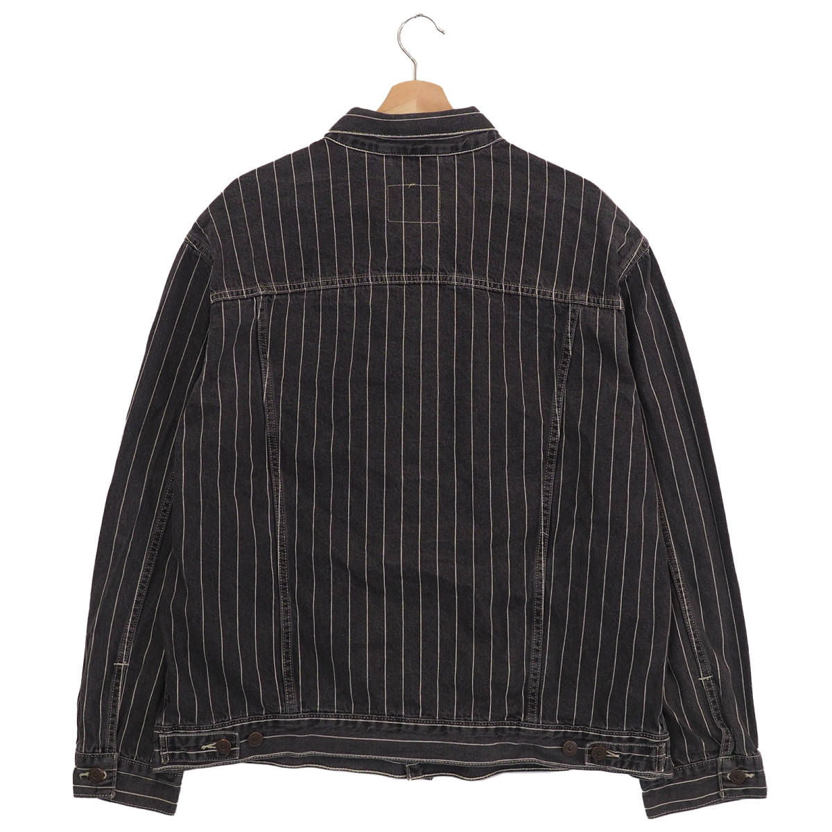Supreme/Levi