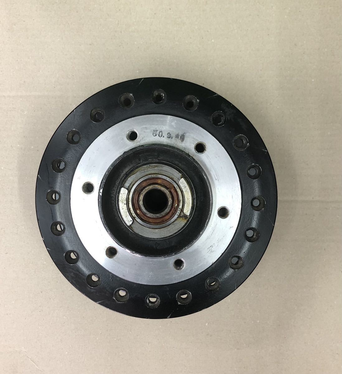 昭和50年製造ベアリングOK 当時物 純正 Z1 フロント ホイール ハブ KH500 マッハ 750RS Z2 750SS H2 H1B ベアリング OK 
