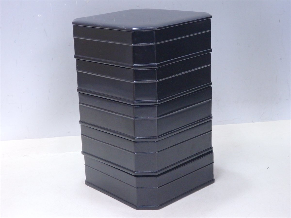 ☆塗師 表渓作【真塗縁高重 五段 共箱】木製漆器 サイズ：16.8cm角 高 